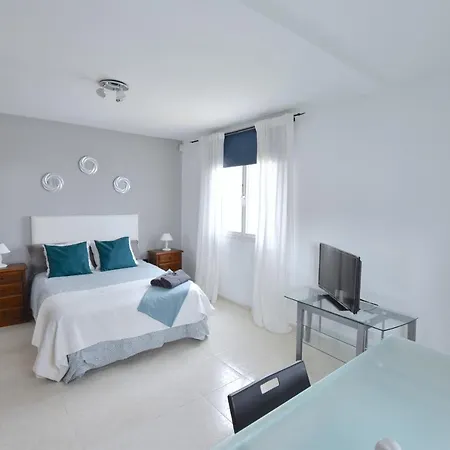 Sunset Suites *